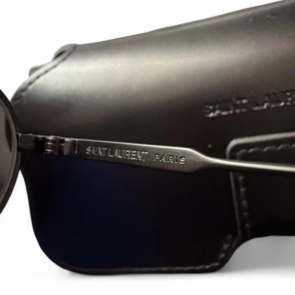 Yves Saint Laurent Black Rectangle Sunglasses with Case (61-16-140 mm) [NWT] - Picture 6 of 7